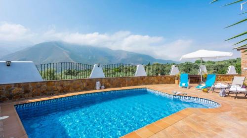 Orgiva House | Finca Al-Zaytún Órgiva by Ruralidays