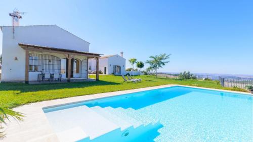Arcos de la Frontera House | Finca Las Encinillas Arcos de la Frontera by Ruralidays
