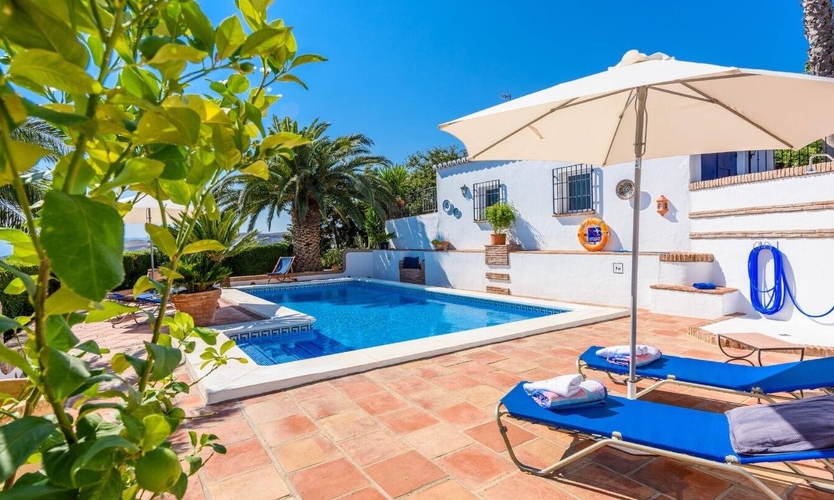 Antequera Villa | Finca Lomas de Tienda Antequera - La Higuera by Ruralidays