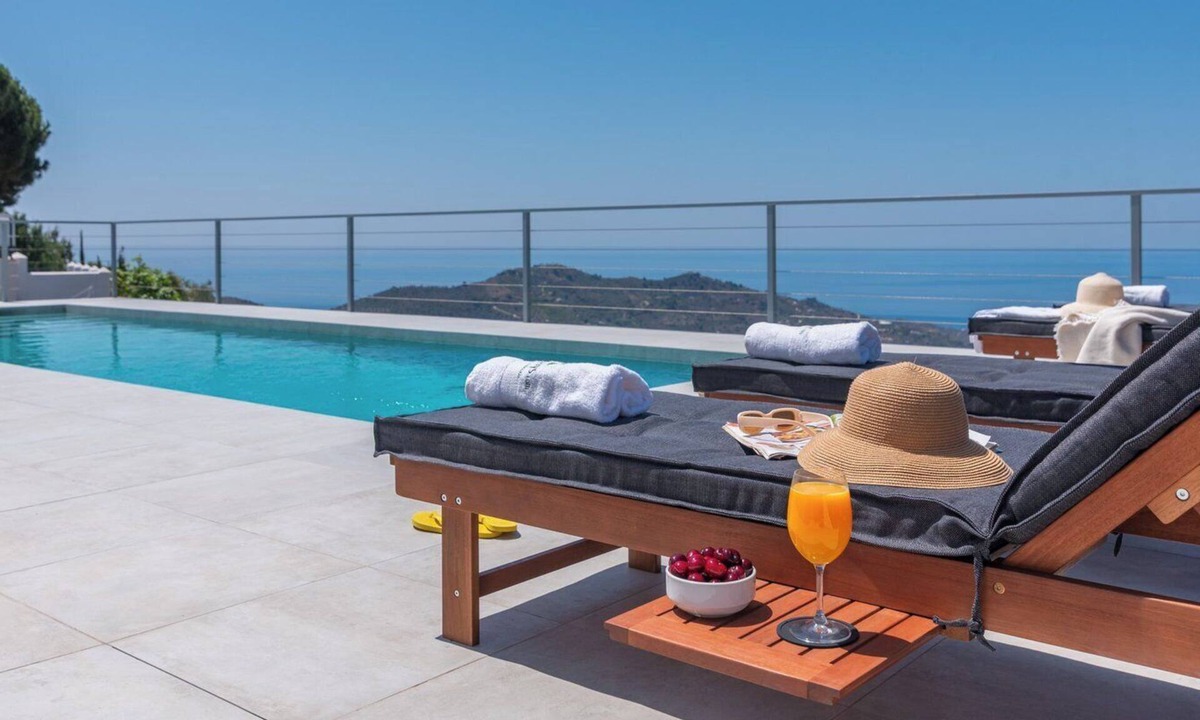 Competa Villa | Finca los Paseros Cómpeta by Ruralidays