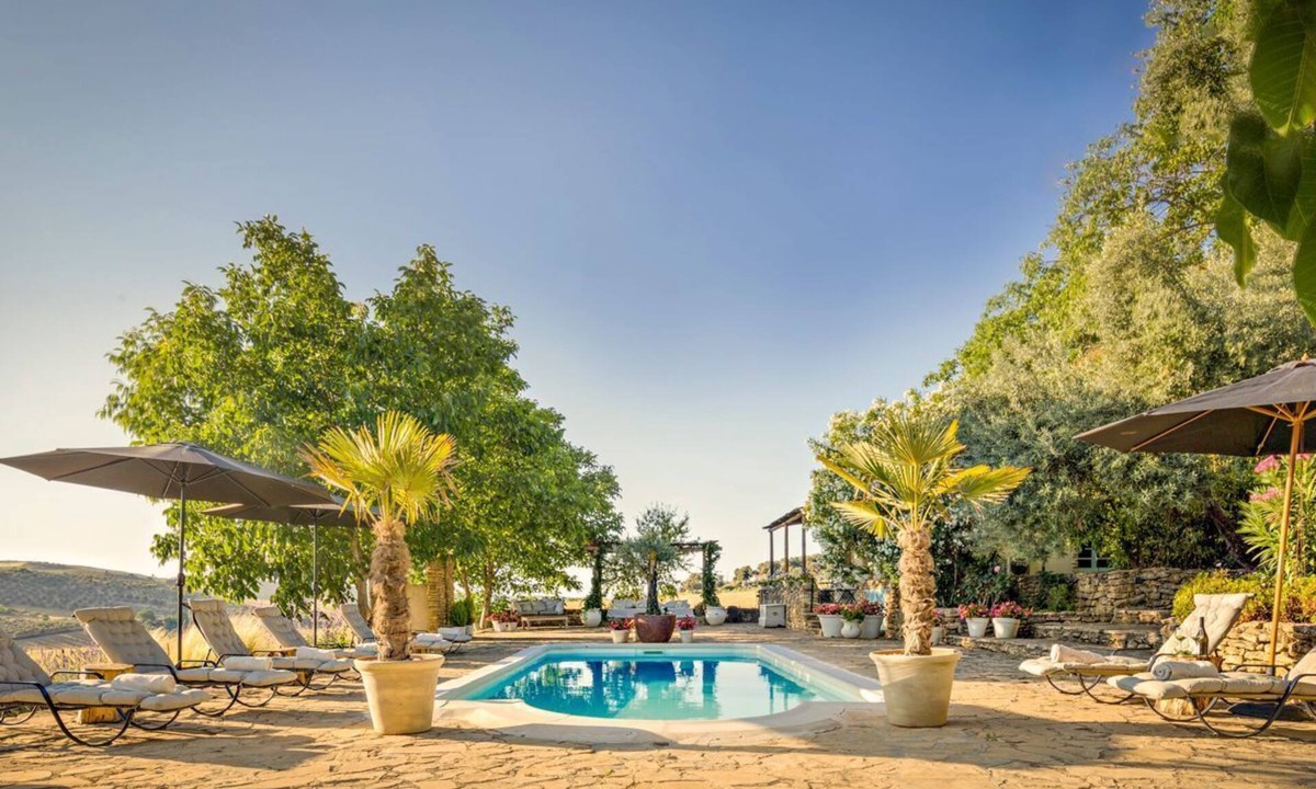 Ronda Villa | Finca Naranja Ronda - Four Bedroom Villa, Sleeps 10