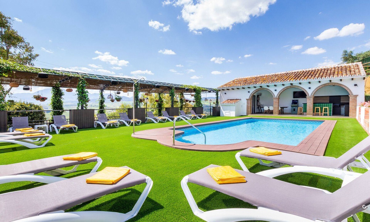 Pizarra House | Finca Puerto Ermita – Private Spa – Perfect for Retreats and Getaways