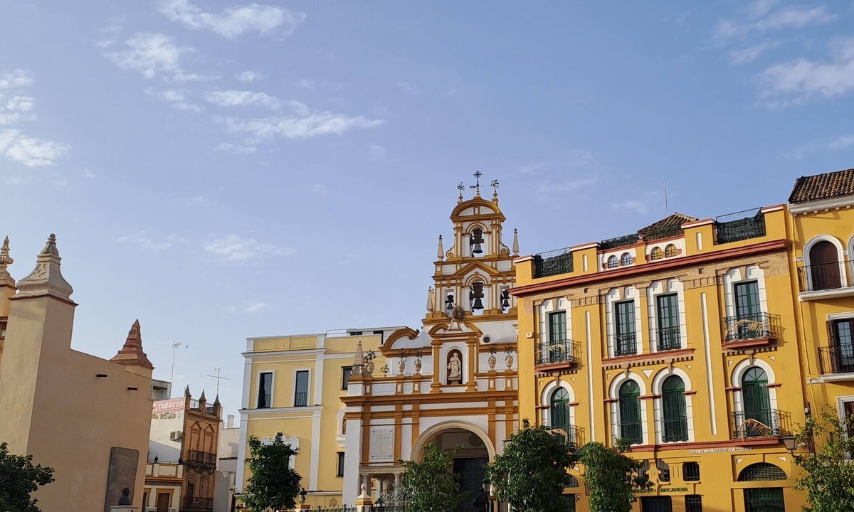 Cruz Roja-Capuchinos Apartment | First floor in modern building Close Macarena Church