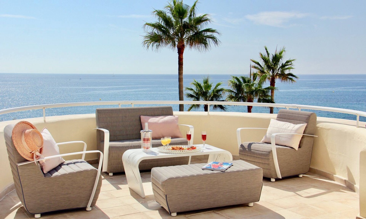 Buenas Noches Apartment | First line beach. Exclusive urbanization. Large terrace with front sea views.