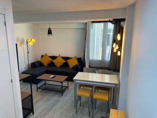 Los Tilos Apartment | Flat to enjoy Malaga - 4 people C2