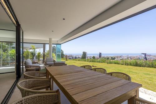 Estepona Apartment | Four Bedroom, Sea View Apartment at Estepona Hills