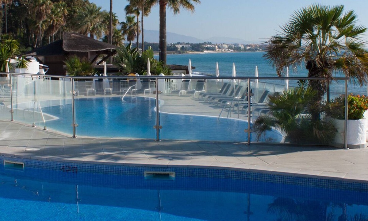 New Golden Mile Apartment | Frontline 5 * resort, penthouse with sea views