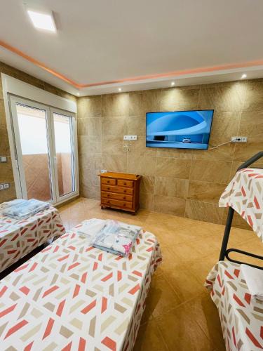 Las Lagunas Hostel | Fuengirola Economic
