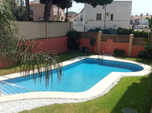 Las Lagunas Apartment | Fuengirola-Mijas Apartamento relax con terraza