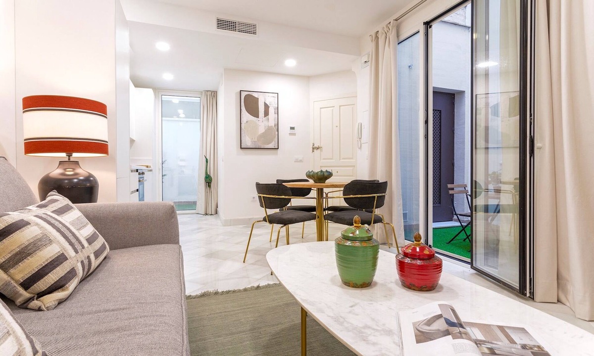 Feria Apartment | Genteel Home Feria I