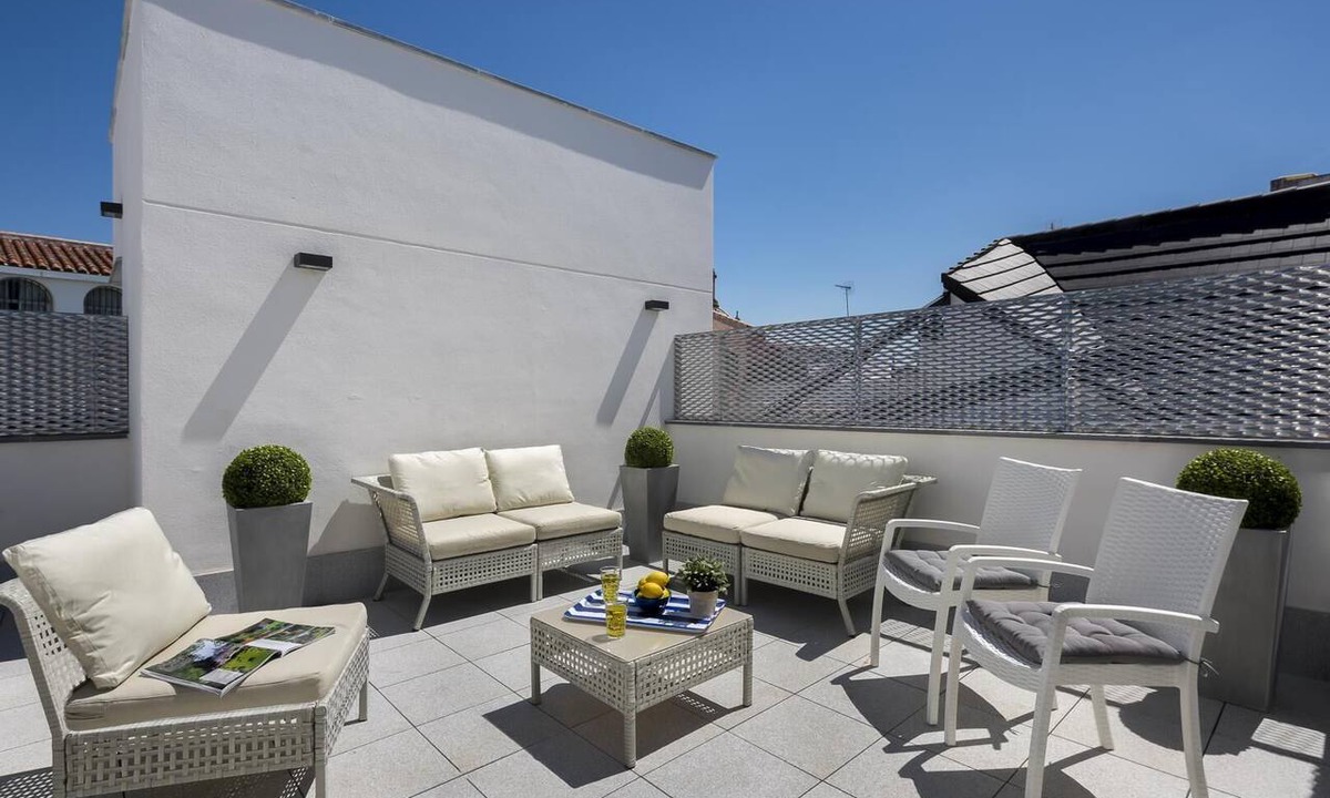 Santa Cruz Apartment | Genteel Home Mateos Gago Terrace