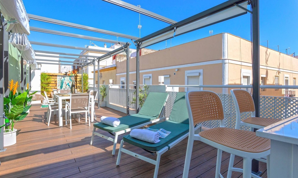 Old Town Apartment | Genteel Home Mercado Central Terrace