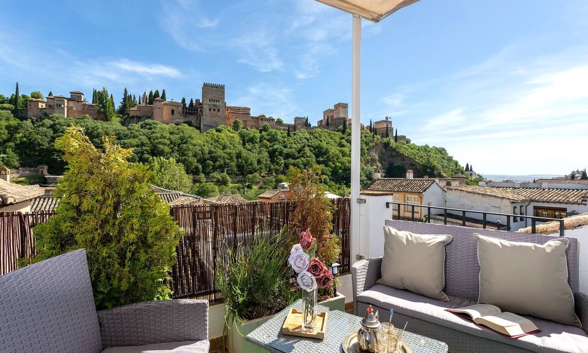 San Pedro Apartment | Genteel Home Mirador de la Victoria