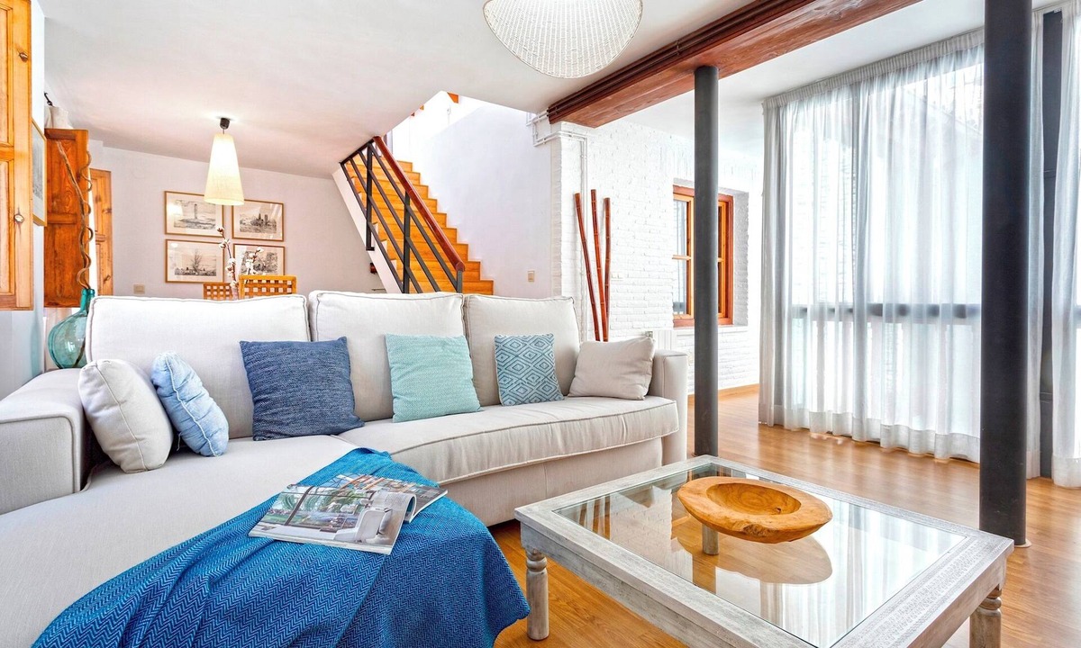 Central District Apartment | Genteel Home Piedra Santa
