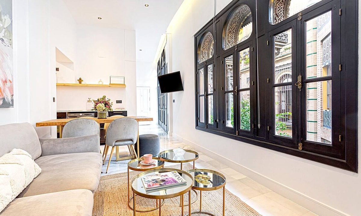 Historical Center Apartment | Genteel Home Placentines II