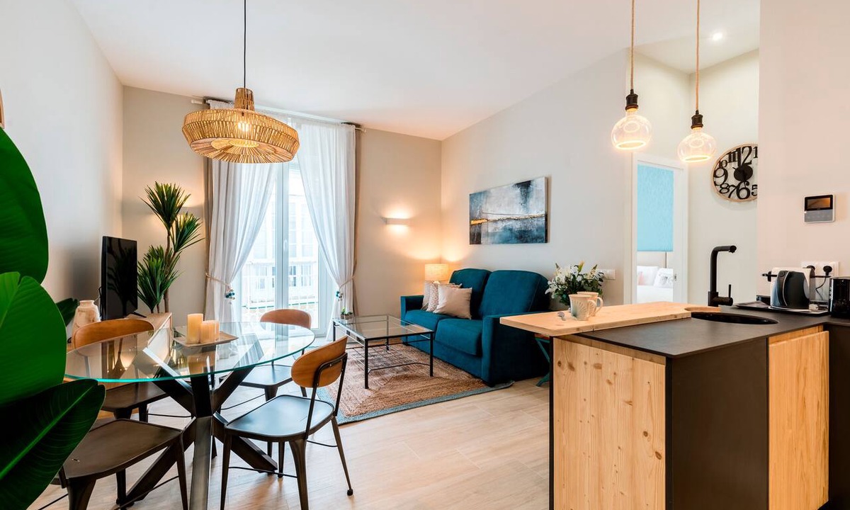 Old Town Apartment | Genteel Home Sagasta