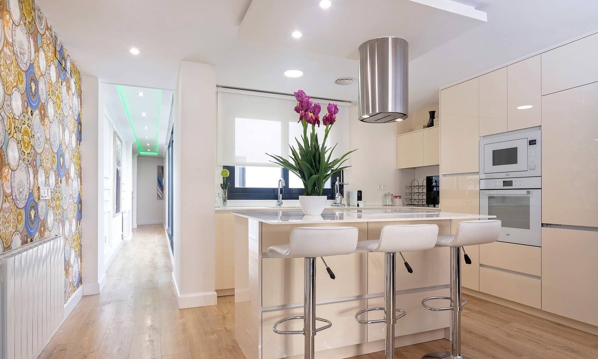 Camino de Ronda Apartment | Genteel Home Velazquez