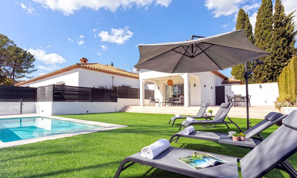 Distrito Norte Sierra Villa | Genteel Home Villa El Brillante