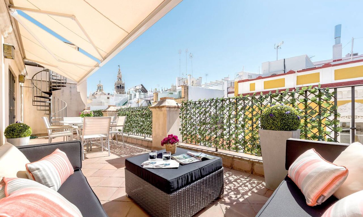 El Arenal Apartment | Genteel Home Vinuesa Terrace