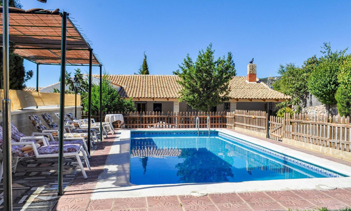 Montefrio House | Gorgeous home in Montefrío with private swimming pool, can be inside or outside