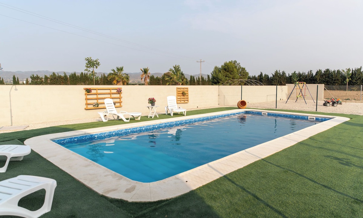 Puerto Lumbreras Cottage | Gran Vivienda Rural de 180 m2, Ideal Para Grupos de Hasta 16 Personas