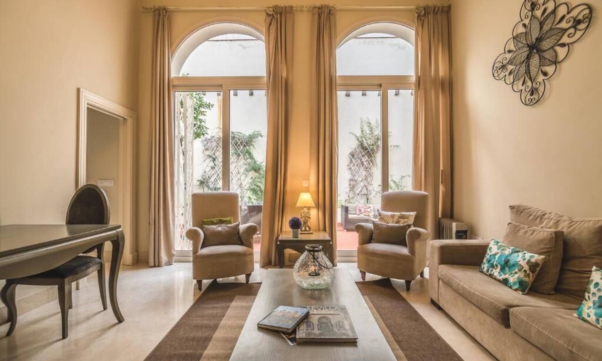 Santa Cruz Apartment | Groundfloor Apartment with Private Patio - PUERTA PRINCIPE LUXURY