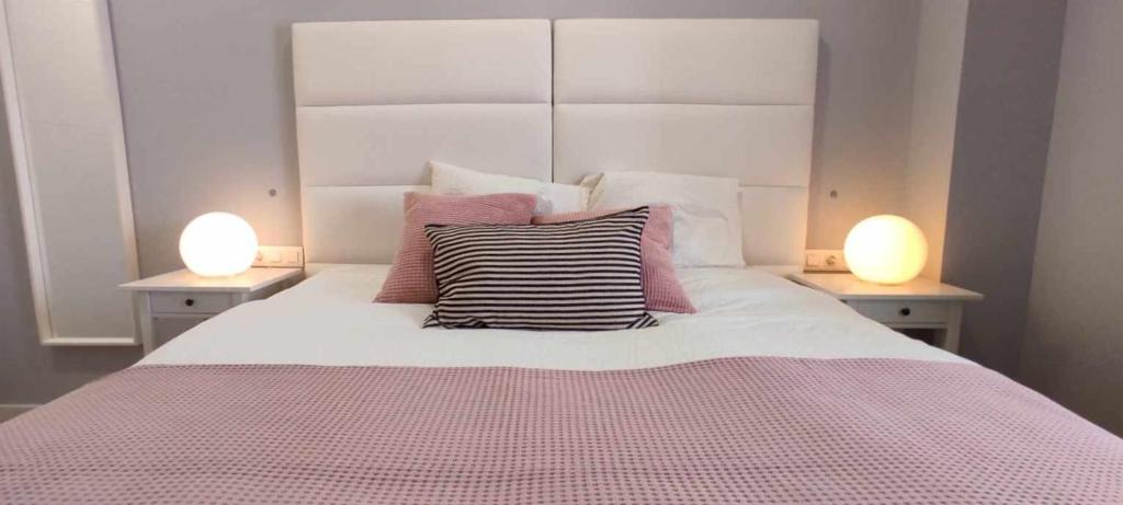 Distrito Centro Apartment | GRUPO LIMCOTEL PERLAS dE LA AXERQUIA