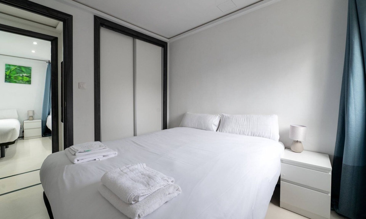 Palomeras Bajas Apartment | GuestReady- Bright stay in Madrid
