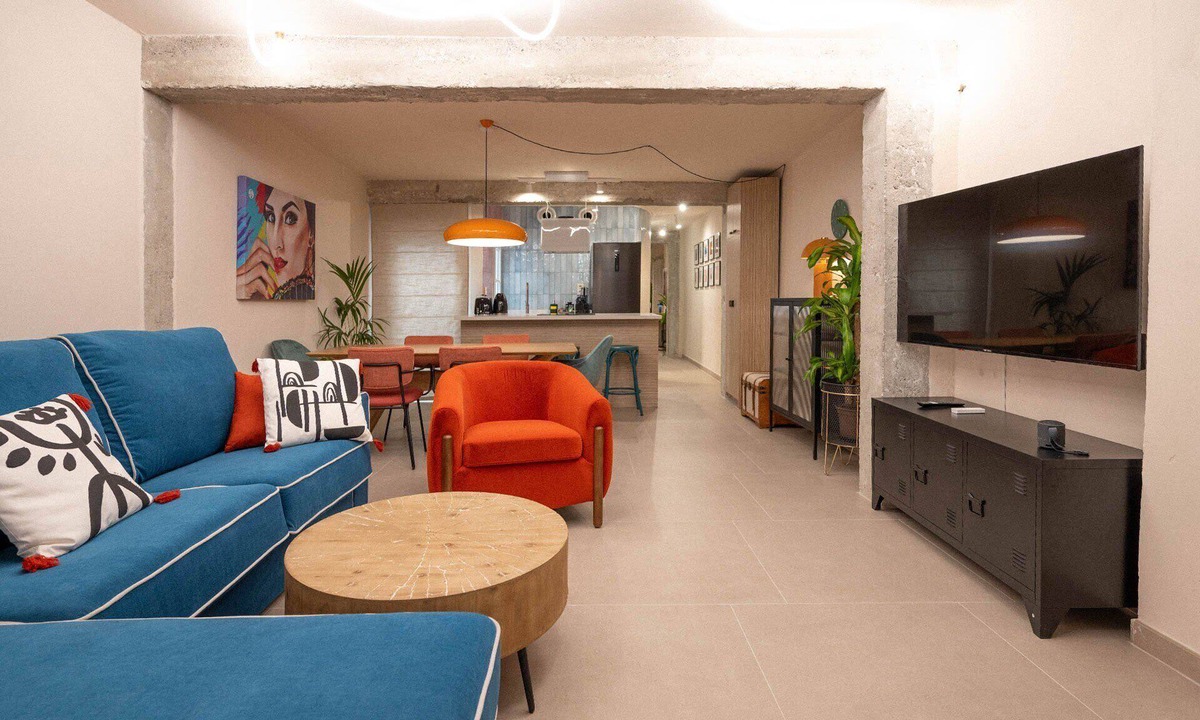 La Victoria Apartment | GuestReady - Stylish art and comfort Malaga centre
