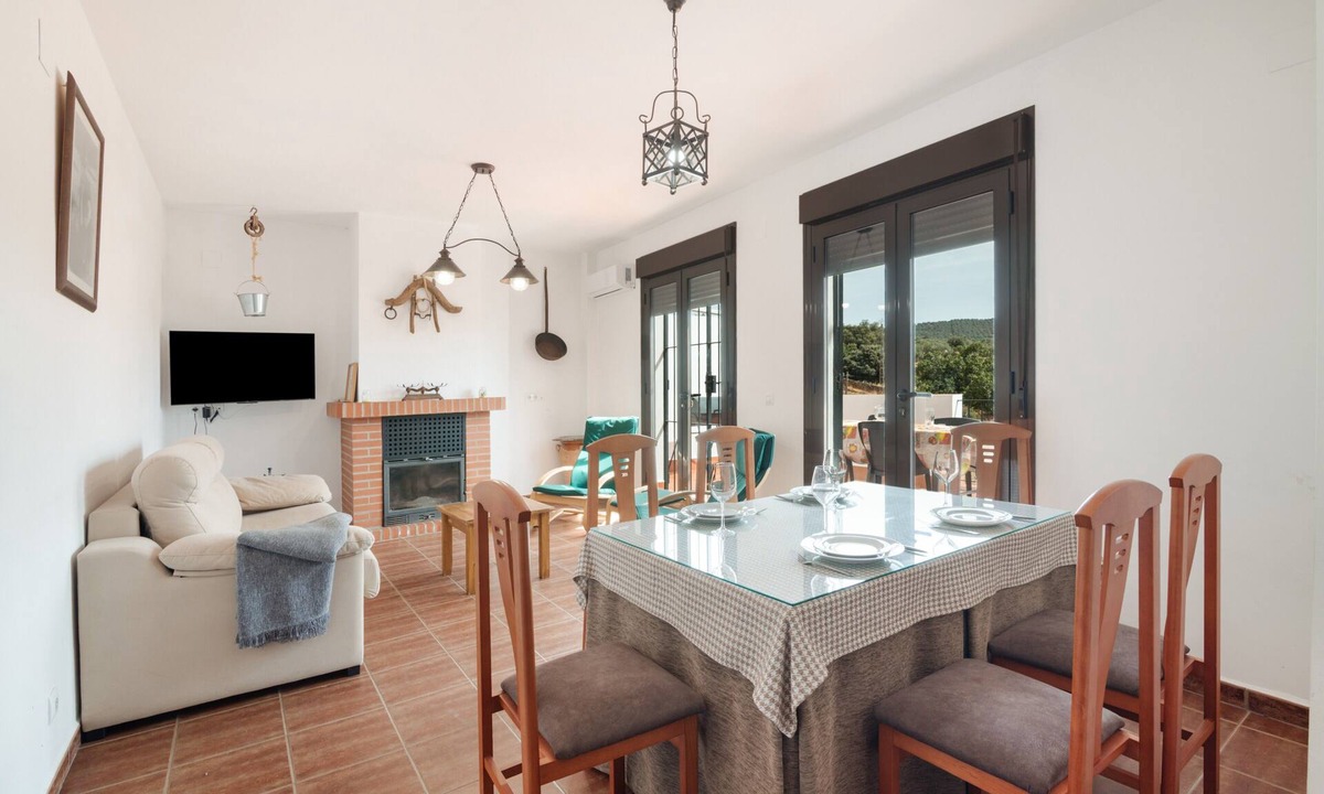 Hinojales Apartment | Guidelines to Keep in Mind at Agua de Mayo