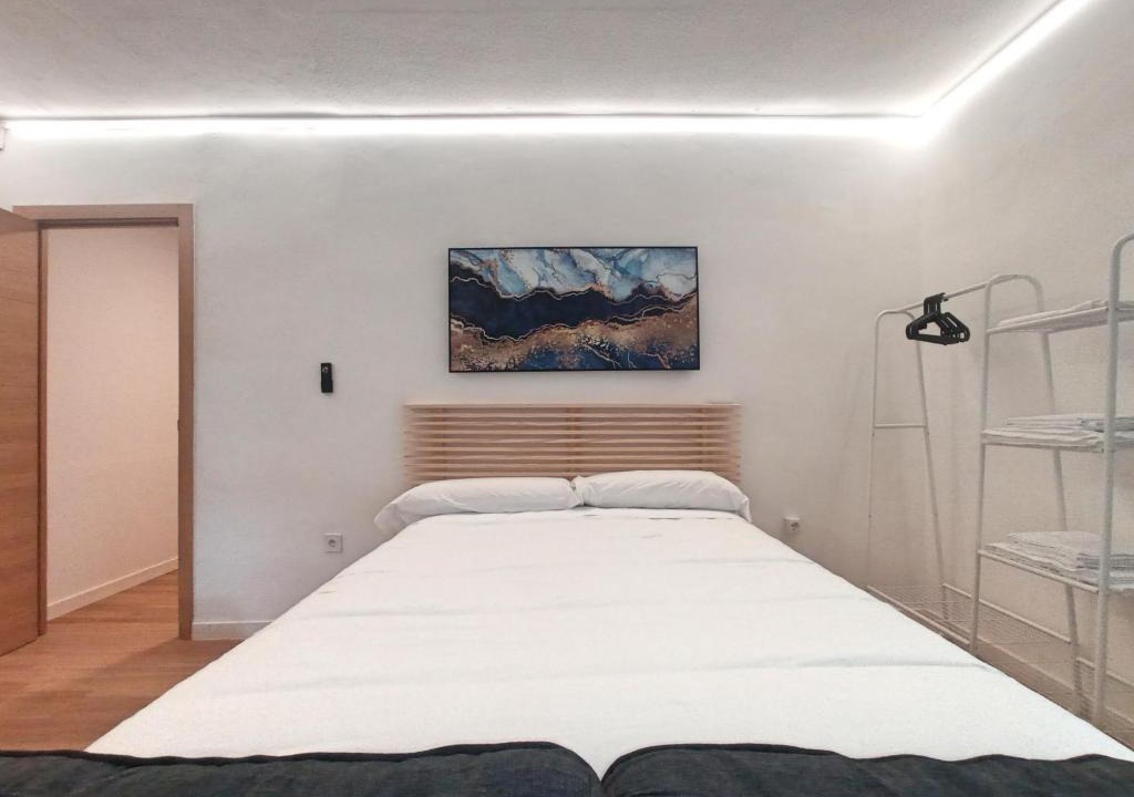 Ciudad Jardin Apartment | Habitación suite, entrada autónoma y baño privado