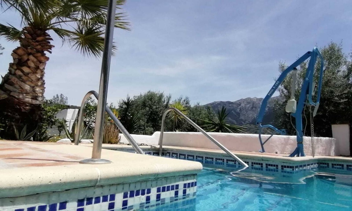 Alcaucin Villa | Hire a whole hotel! Beautiful Views & Wheelchair Friendly.