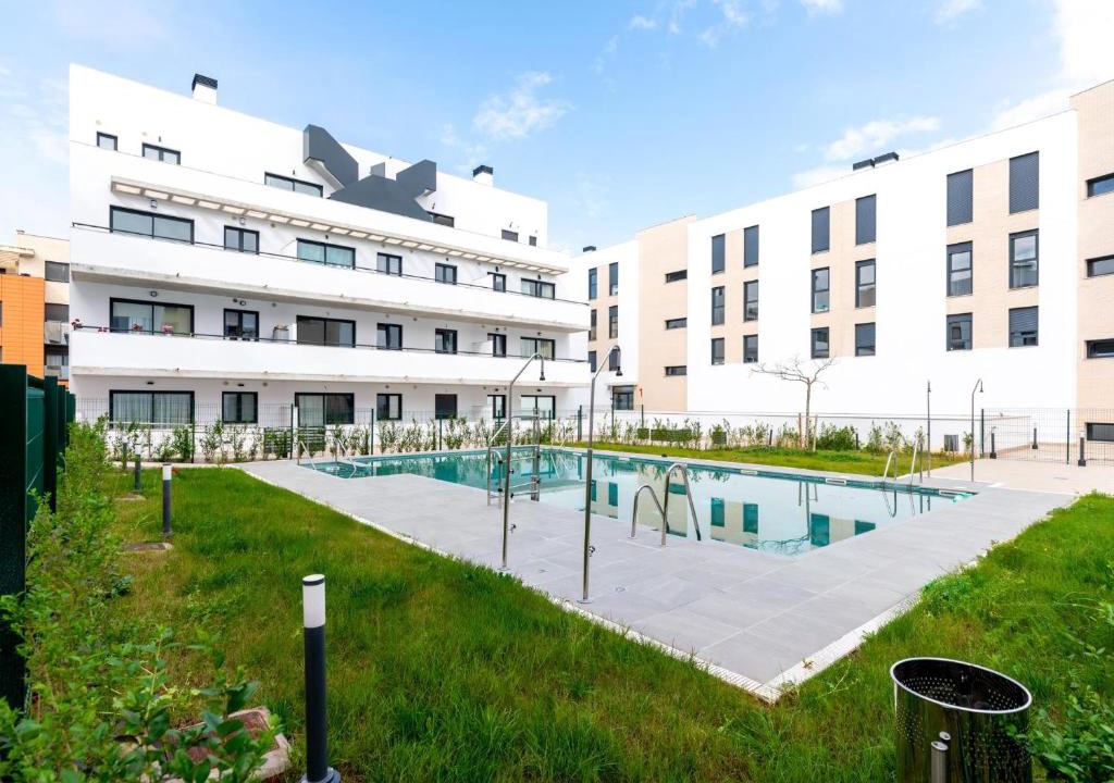 Camas Apartment | Holi-Rent Pobladores