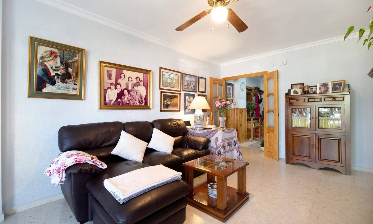 El Puerto de Santa Maria House | Holiday Home 'Casa El Aguila En El Puerto' with Private Terrace and Wi-Fi