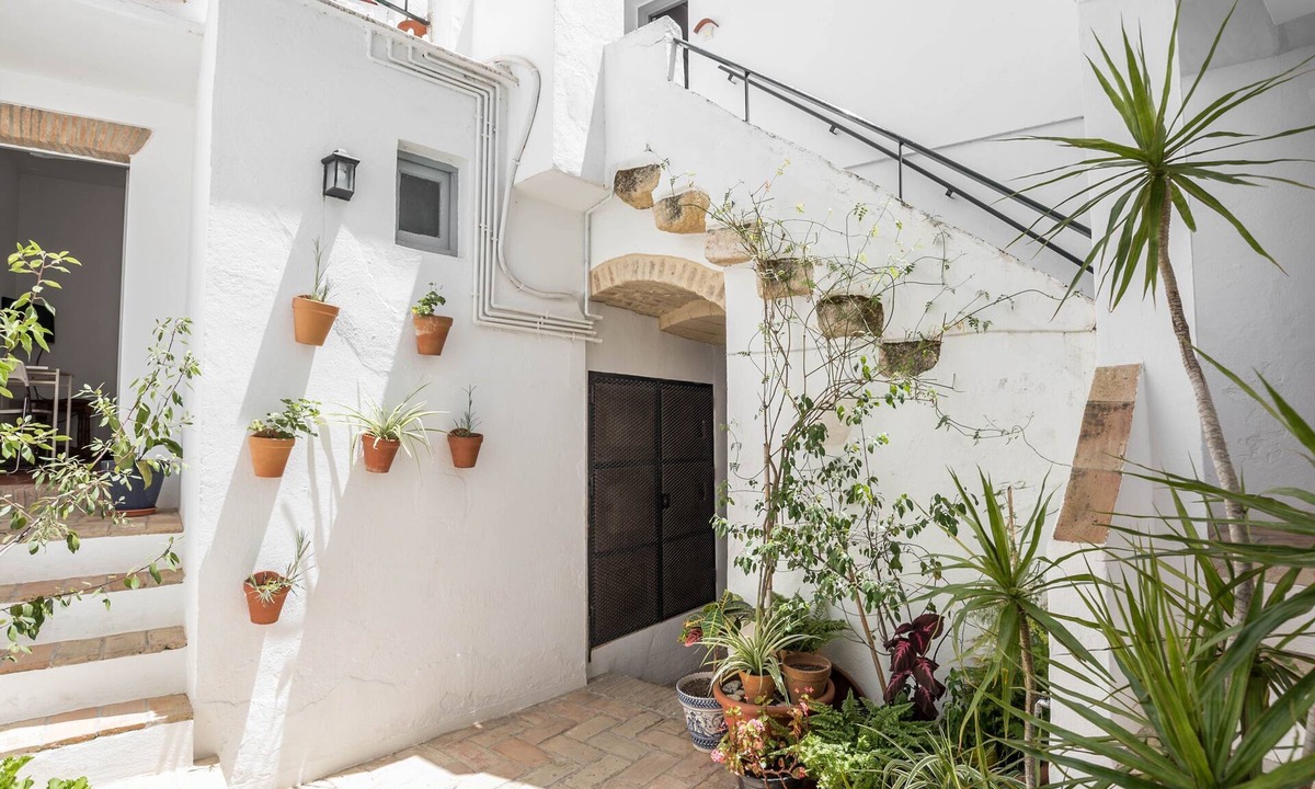 San Ambrosio House | Holiday Apartment "Casa La Costanilla E" with Roof Terrace and Wi-Fi
