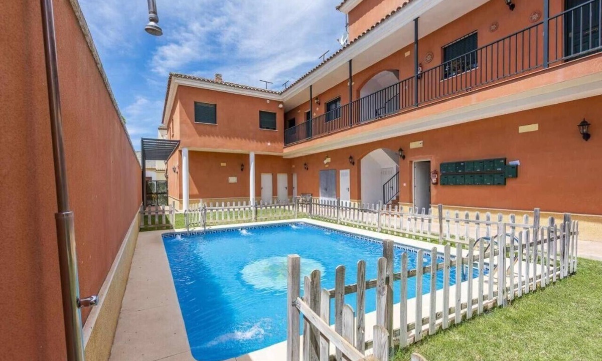 Marchena House | Holiday Apartment 'Torero II' with Pool, Private Balcony and Wi-Fi