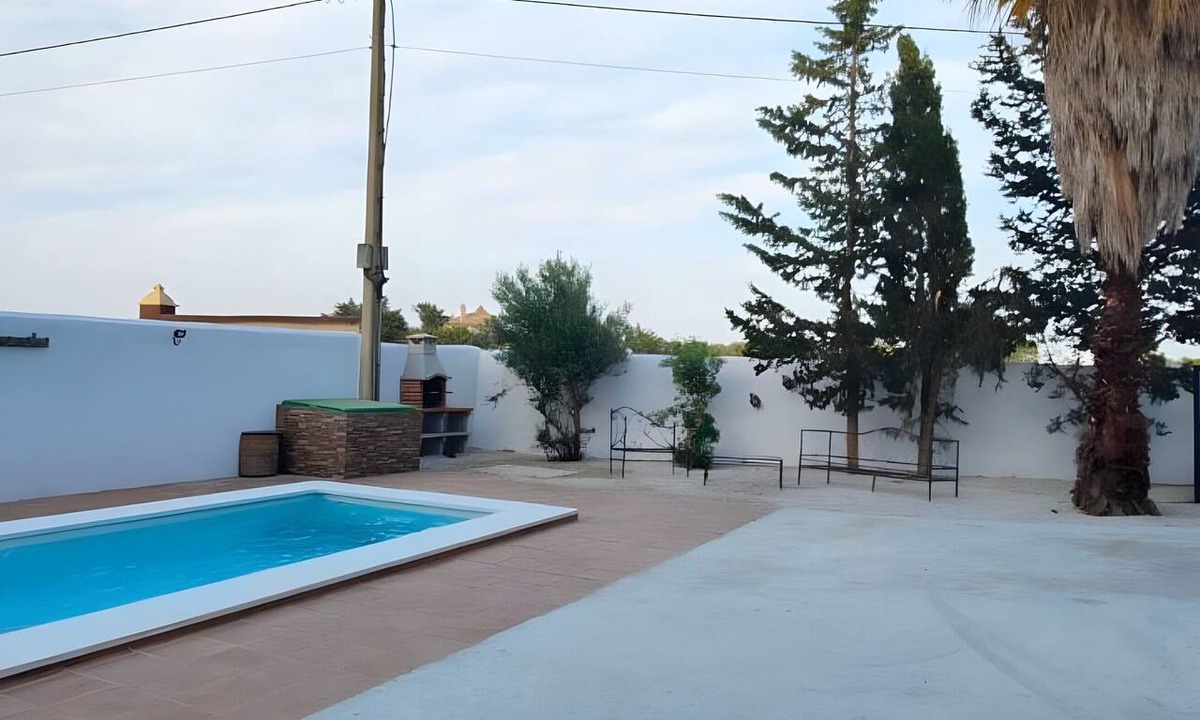 La Coquina House | Holiday Home with Private Pool in Chiclana de la Frontera