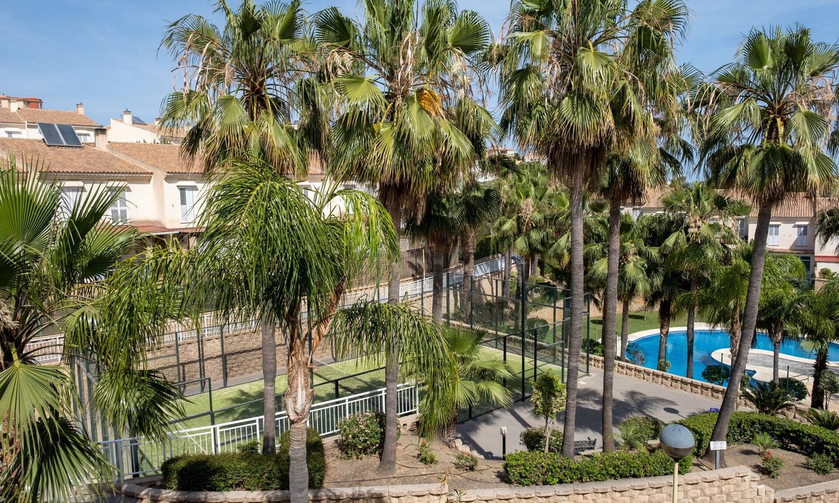 Benagalbon House | Holiday Home 'Lemon Tree' with Sea View, Wi-Fi and Air Conditioning