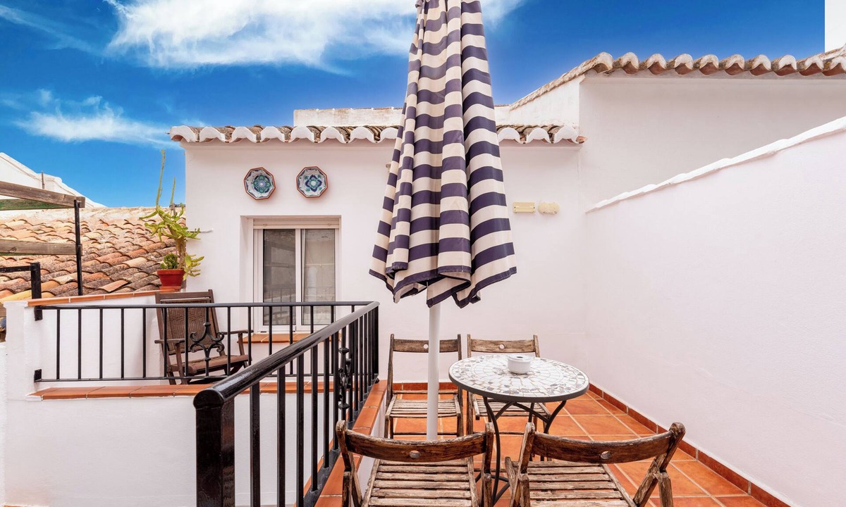 Ardales House | Holiday Home 'Casa Don Diego' with Mountain View, Wi-Fi and Air Conditioning