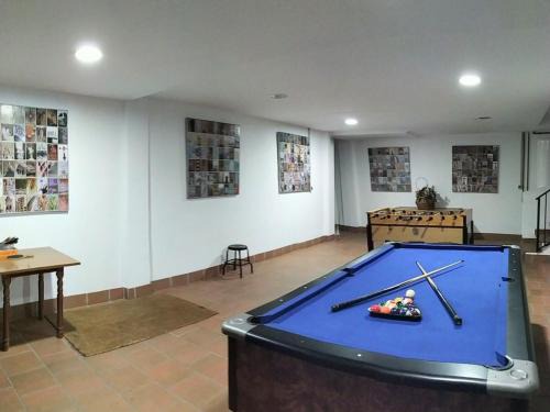 Guevejar House | Holiday Home Casa El Mirador - by Interhome