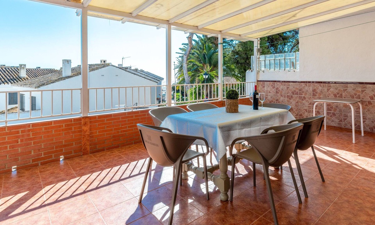Benajarafe House | Holiday Home "Casa Pepe Junto al Mar" with Sea View and Terrace