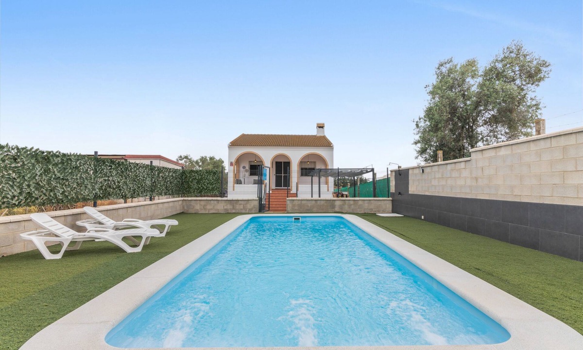 Moguer House | Holiday Home "Casa Rural Montemayor" with Pool and Private Terrace