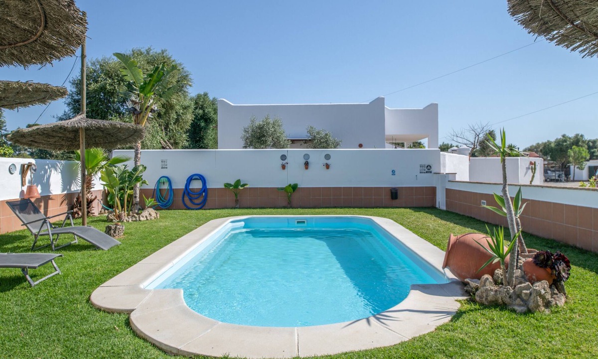 Zahora House | Holiday Home "Casa Trafalmar" with Pool, Wi-Fi, Garden and Terrace