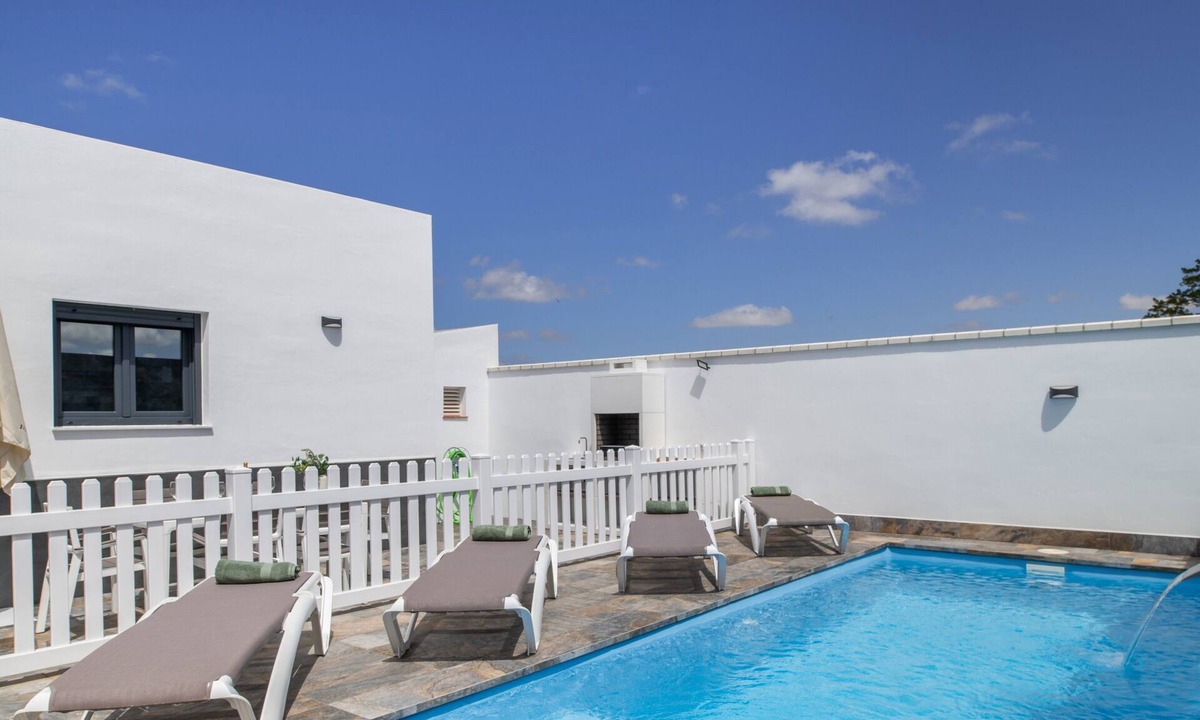 Barrio Nuevo House | Holiday Home 'El Rincón Del Sur 2' with Private Pool, Wi-Fi and Air Conditioning