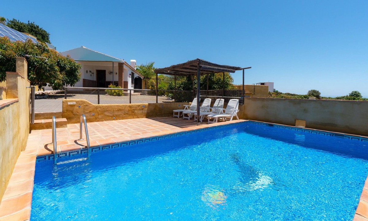 Velez-Malaga House | Holiday Home Los Aperos 2 with Sea View, Pool, Garden & Wi-Fi