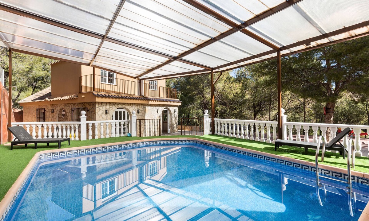 Totana House | Holiday Home 'Mi Bella' with Mountain View, Wi-Fi and Air Conditioning