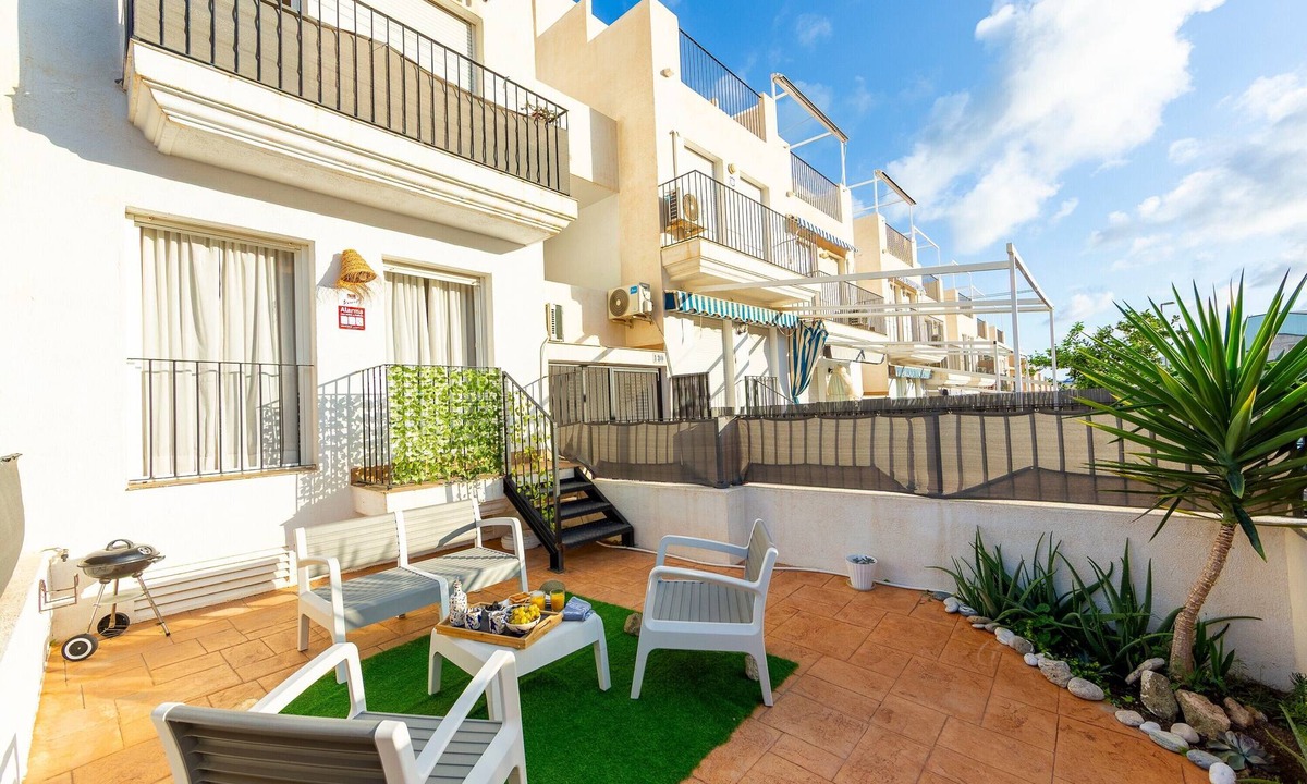 Carboneras Apartment | Holiday Home 'Mirador De Popa' with Mountain View, Private Terrace and Air Conditioning