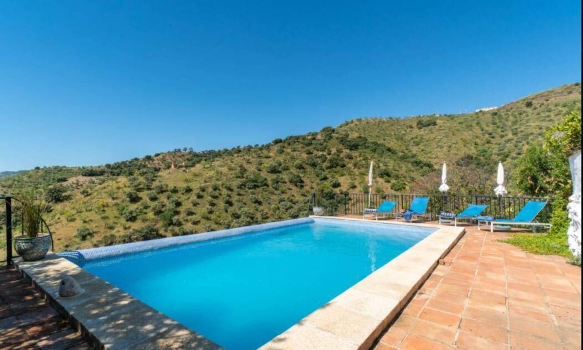 Colmenar House | Holiday house Colmenar for 1 - 6 persons with 3 bedrooms - Holiday house