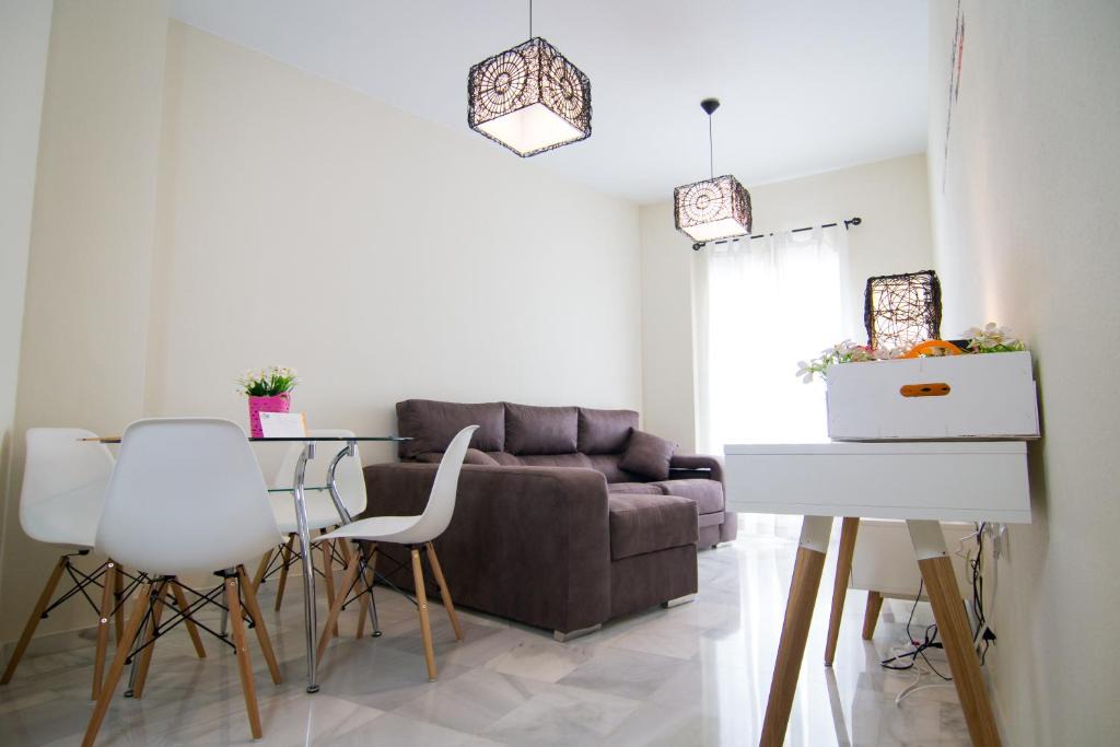 Malaga Historic Centre Apartment | Holidays2Malaga Marques de Villafiel Cozy downtown apartment