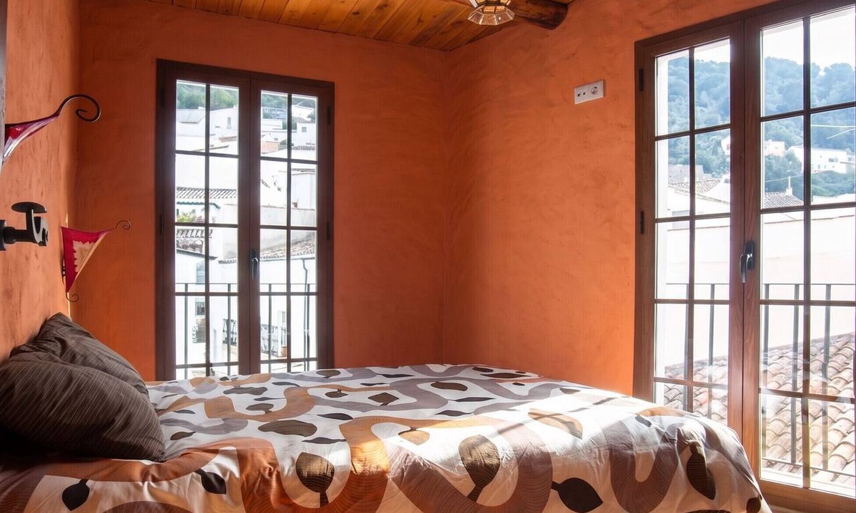 Ubrique Apartment | Homerez - Apartment Ubrique, mountain view